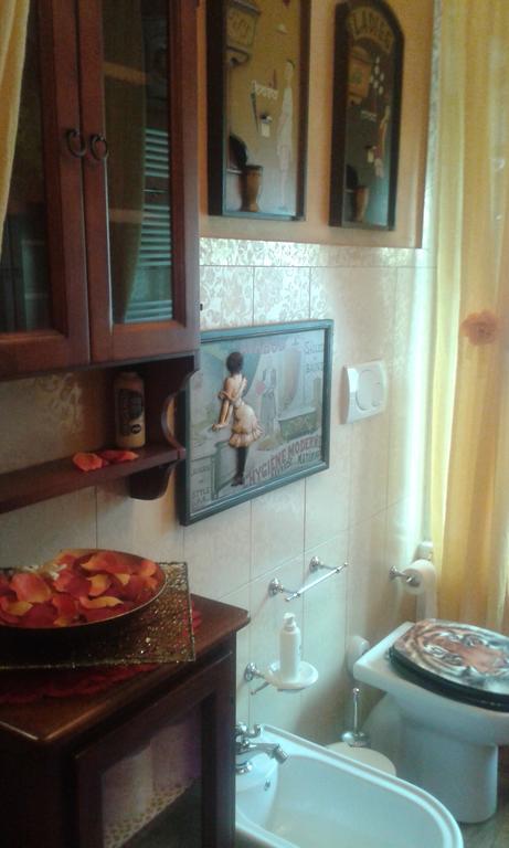 Romantic & Artistic Apartment Милано Стая снимка